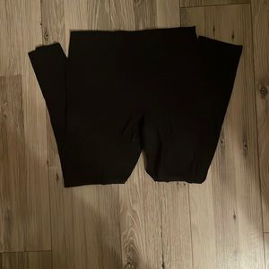 Black Lululemon leggings